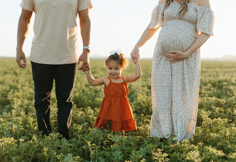 R family | Queen Creek maternity photographer